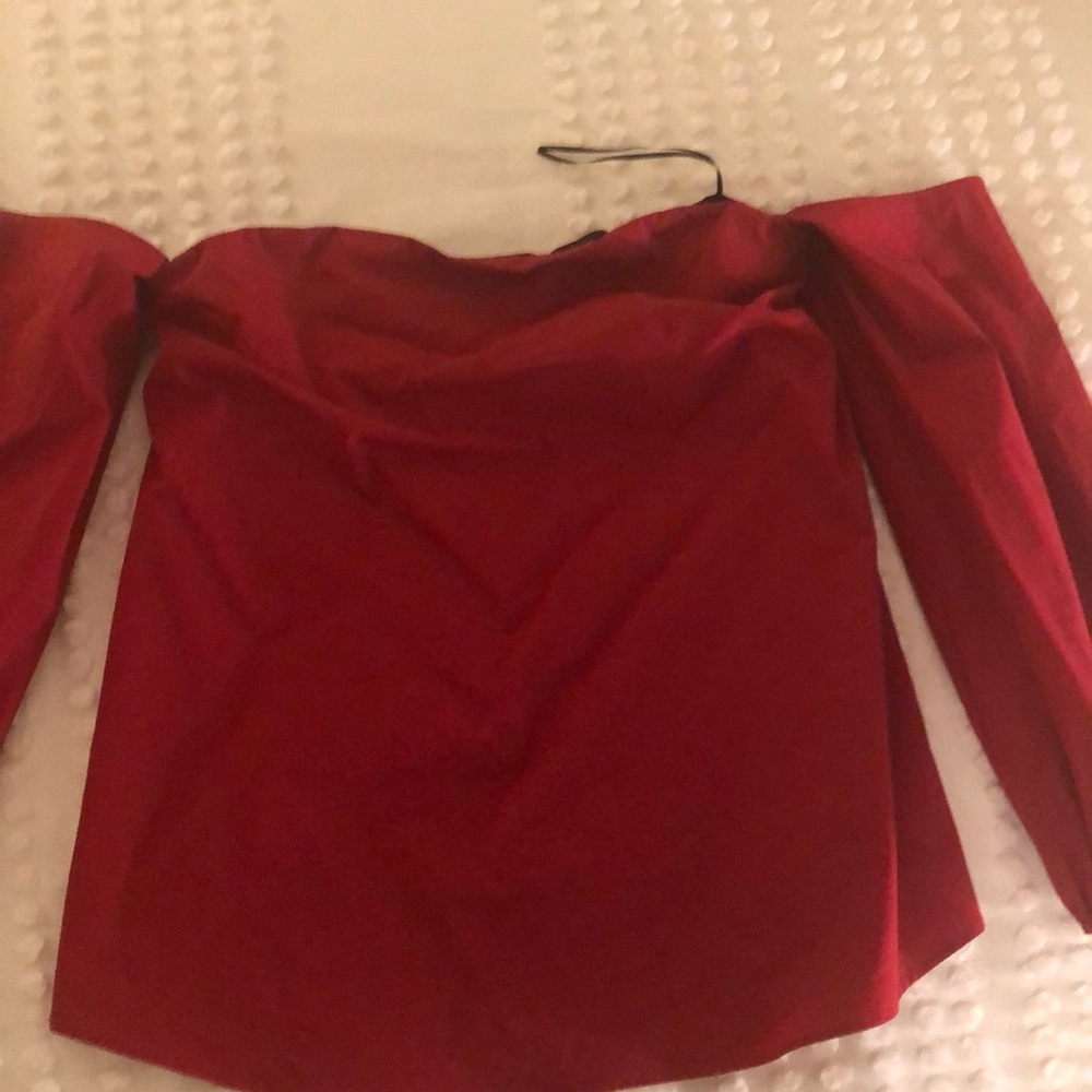 Theory off the shoulder sexy dress shirt.